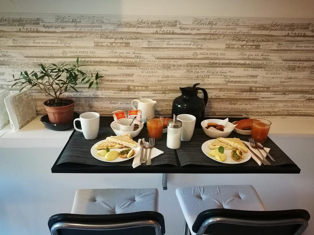 Antica Aria Di Roma Bed & Breakfast ภายนอก รูปภาพ